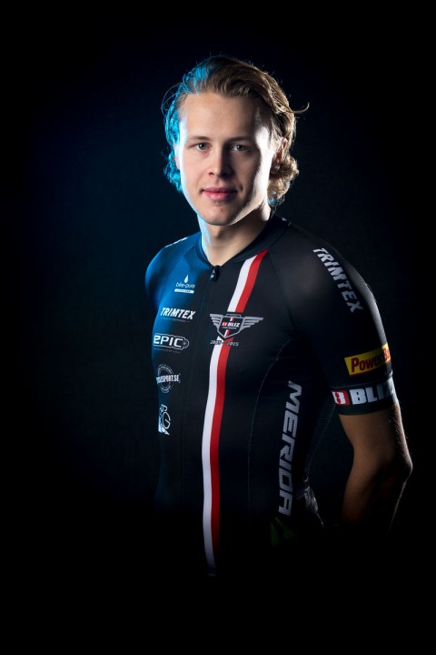 Isac Lundgren slutade 2:a i SWE-CUP Landsväg 2015 och visade verkligen framfötterna under framför allt den sista halvan av säsongen. Nästa år satsar han på en ännu högre nivå i nya Pro-Continental-laget Bliz-Merida Pro Cycling.
