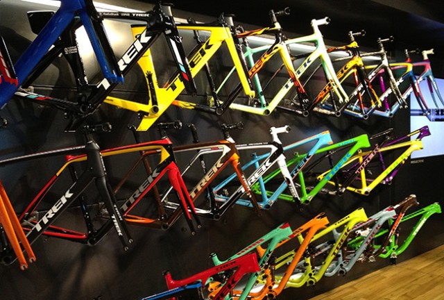 Project One ger dig möjlighet att själv designa din cykel. Både när det gäller utrustning och färg.