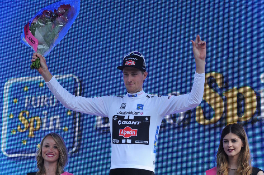 Tobias Ludvigsson under Giro d'Italia där han fick bära den vita ungdomströjan. Foto: Cor Vos © 2016
